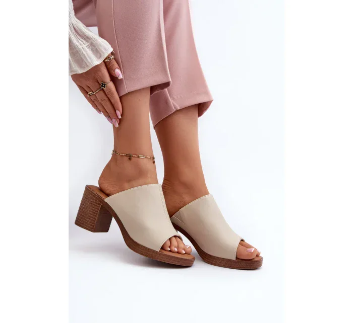 Elegantné ľahké dámske papuče na vysokom podpätku, béžová Varnila