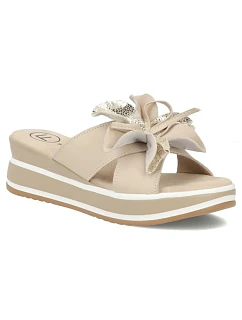 Dámske kožené žabky na kvetinovej platforme Filippo DK7636