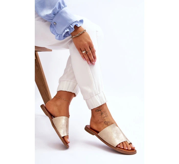 Dámské kožené žabky Světle zlatá model 21613209 - EVENTO