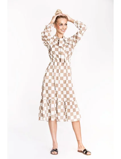 Ann Gissy Dámske kockované šaty bielej a béžovej farby s viazaným výstrihom (XY202117) Ann Gissy Dámske kockované šaty bielej a béžovej farby s viazaným výstrihom (XY202117)