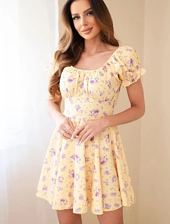 Dámské květinové šaty s model 22212468 rukávem a elastickým pasem žluté - K-Fashion
