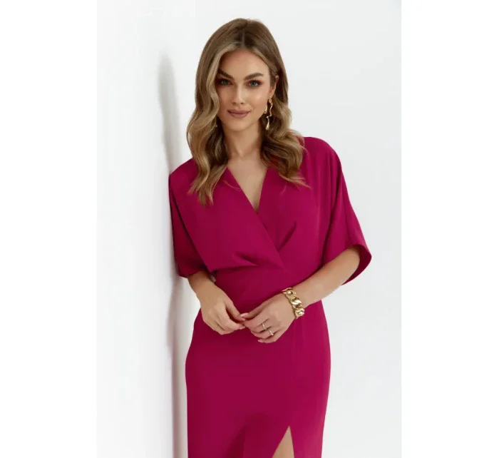 model 20589791 Maxi šaty švestka - Makover model 20589791 Maxi šaty švestka - Makover