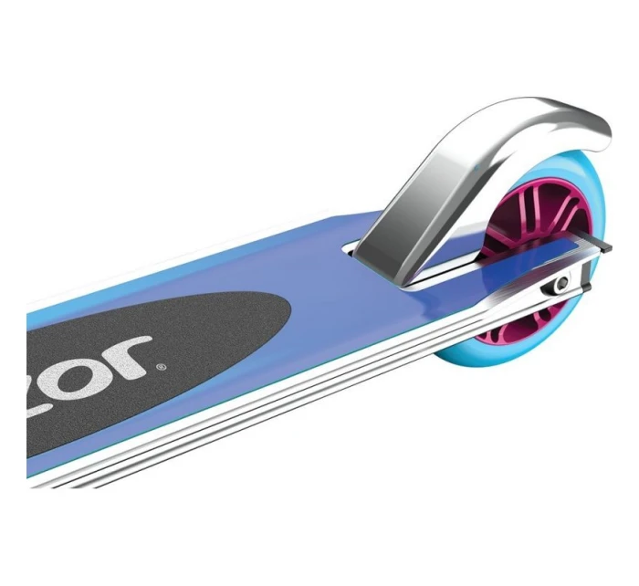 Detský skúter Razor Model A Holographic