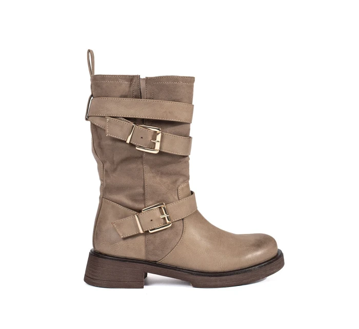 Trendy hnedé dámske členkové topánky na širokom podpätku Trendy hnedé dámske členkové topánky na širokom podpätku