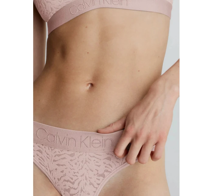 Dámske tangá 000QF7287E 7NS béžové - Calvin Klein