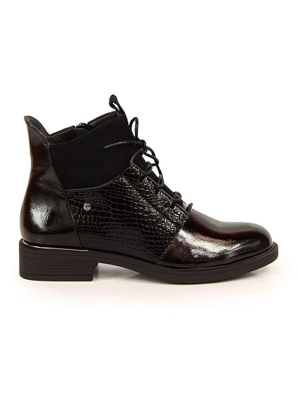 W model 17631138 černé lakované kozačky - VINCEZA