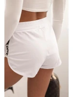 Dámske bavlnené šortky s elastickým pásom a športovým lemom biele