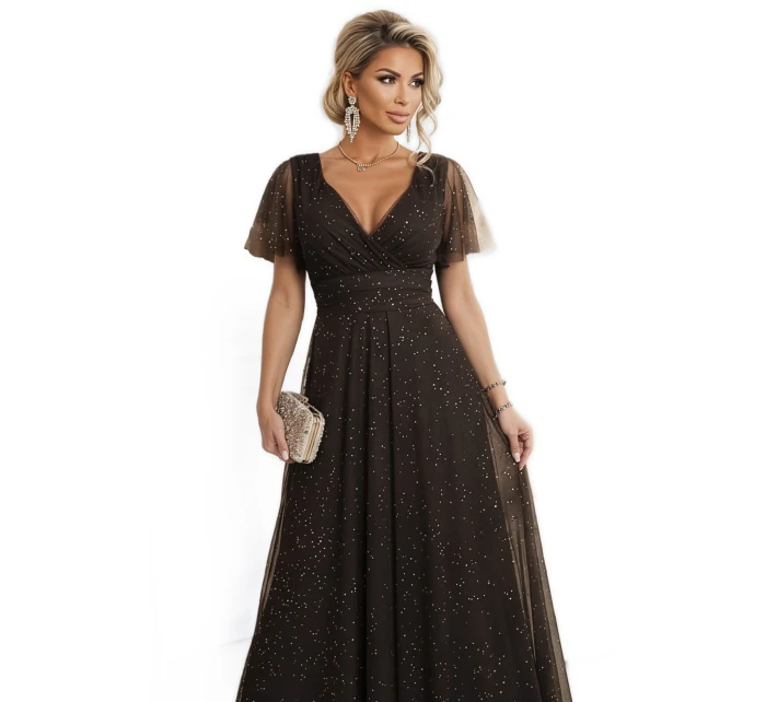 635-4 MELANIA dlhé lesklé šaty s výstrihom a krátkymi rukávmi - čokoládové