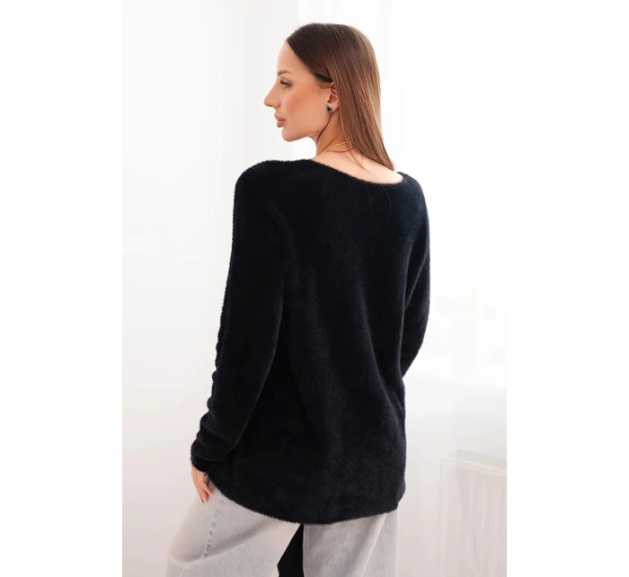 Dámsky vlnený sveter s výstrihom do V čierny