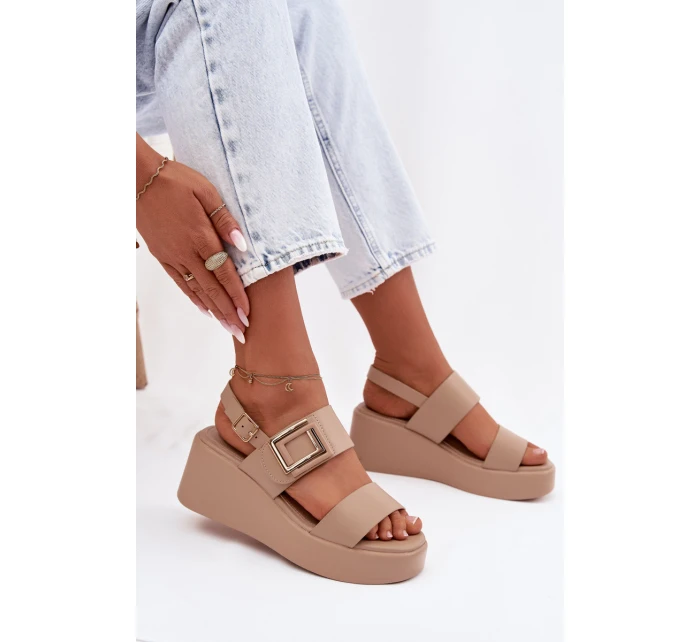 Dámské sandály na platformě s ozdobným detailem Béžové Nelira
