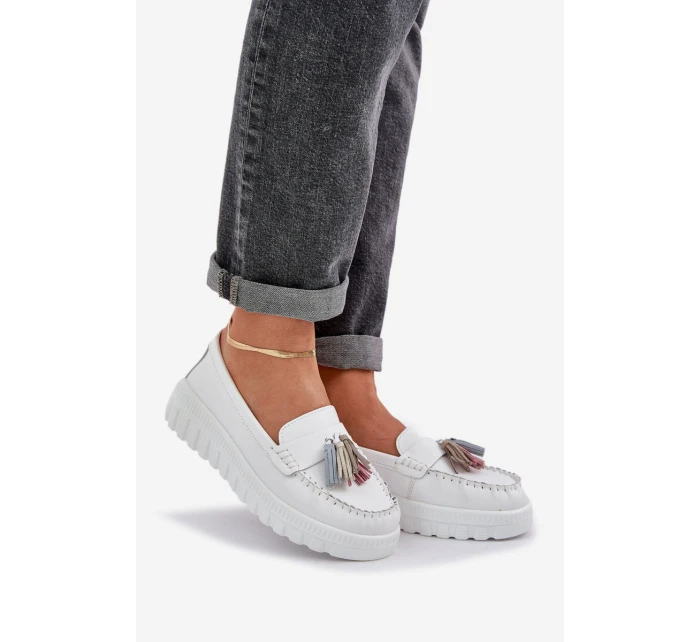 Skórzane Mokasyny Damskie Z Frędzlami Na Platformie I Koturnie Białe Eleazetta Skórzane Mokasyny Damskie Z Frędzlami Na Platformie I Koturnie Białe Eleazetta