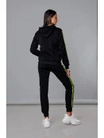 Dámska tepláková súprava s pruhmi čierno-limetková (KK0057)