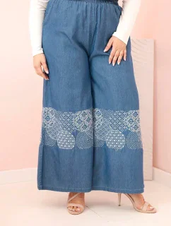 Dámské kalhoty Plus Size se širokými nohavicemi a model 21156793 výšivkou džínové - K-Fashion