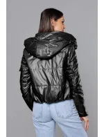 Krátka čierna dámska bunda (B8138-1)