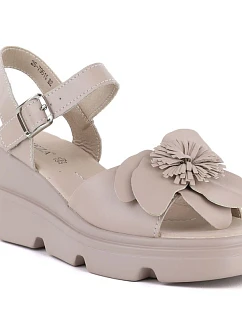 Dámske kožené sandále na platforme béžovej farby Vinceza 26-79615