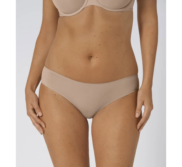 Tangá Lovely Micro Brazilian String telová - TRIUMPH