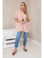 Blúzka nadrozmernej veľkosti s príveskom tmavo púdrovo ružovej farby Blúzka nadrozmernej veľkosti s príveskom tmavo púdrovo ružovej farby