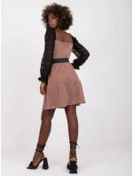 Šaty LK SK model 17356234 tmavě růžová - FPrice Šaty LK SK model 17356234 tmavě růžová - FPrice