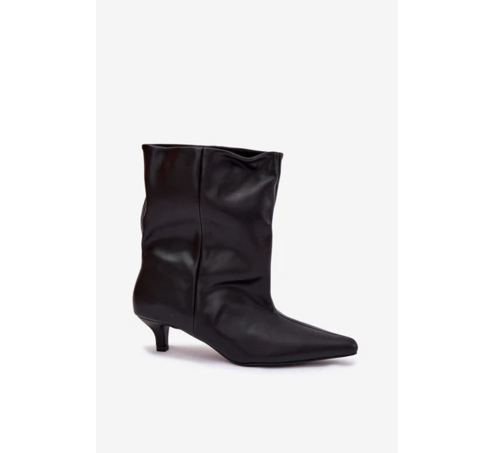 Topánky na podpätku model 221935 Krok vo veľkom štýle