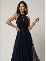 Elegantní maxi večerní šaty na ramínka s a zavazováním v pase tmavě modré model 22210933 - numoco basic