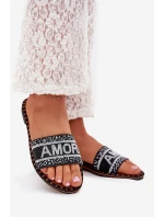 Klapki Damskie Na Płaskim Obcasie Ze Zdobieniem Amore Czarne Avelina Klapki Damskie Na Płaskim Obcasie Ze Zdobieniem Amore Czarne Avelina