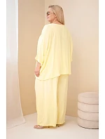 Dámský komplet Plus Size z viskózy se širokými kalhotami a halenkou žlutý Dámský komplet Plus Size z viskózy se širokými kalhotami a halenkou žlutý
