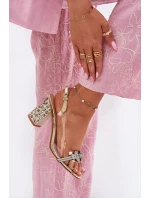 Sandále na podpätku model 213936 Vykročte štýlovo Sandále na podpätku model 213936 Vykročte štýlovo