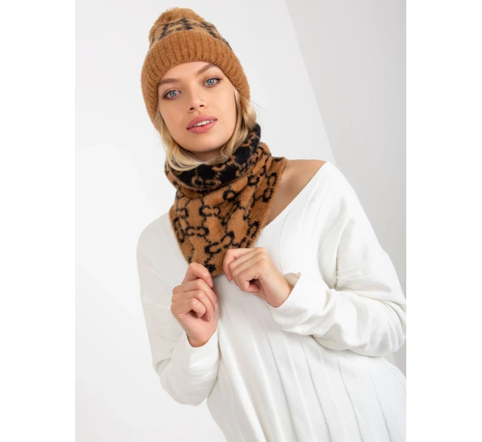 Tunelový šál AT KM CM 333 hnedý