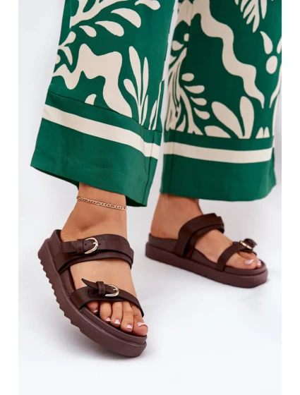 Žabky model 212142 Krok vo veľkom štýle