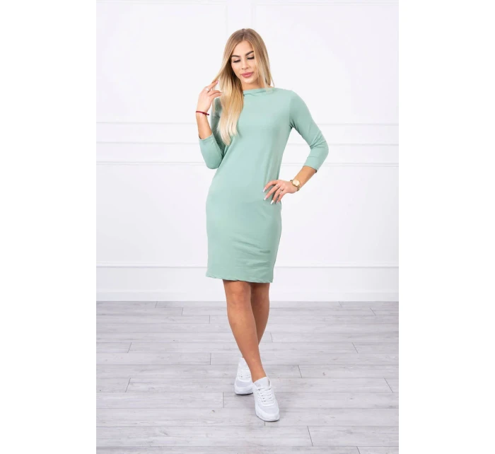 Klasické tmavě mátové šaty Klasické tmavě mátové šaty