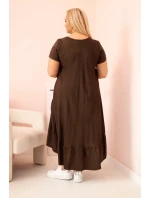 Dámske plus size šaty s krátkymi rukávmi a volánom z ľahkej viskózy v hnedej farbe