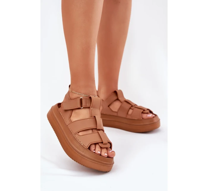 Sandále model 213169 Krok vo veľkom štýle