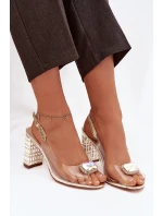 Průhledné sandály na sloupku s krystaly D&A model 21908373 zlaté - S.Barski