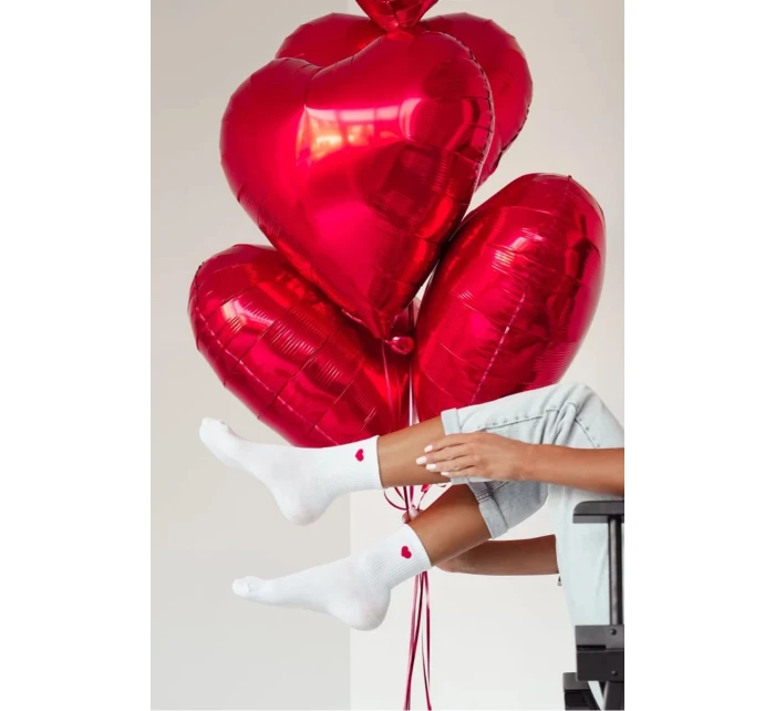 Dámske ponožky s malým srdiečkom - biele