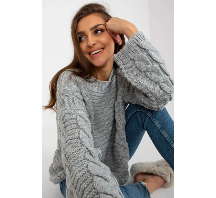 Sveter model 170812 0