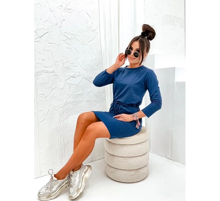 Tmavomodré dámske pletené šaty (700)