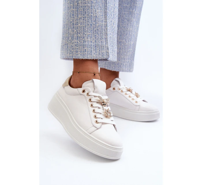 Dámské kožené tenisky na platformě s ozdobnými D&A Bílé model 21660251 - S.Barski