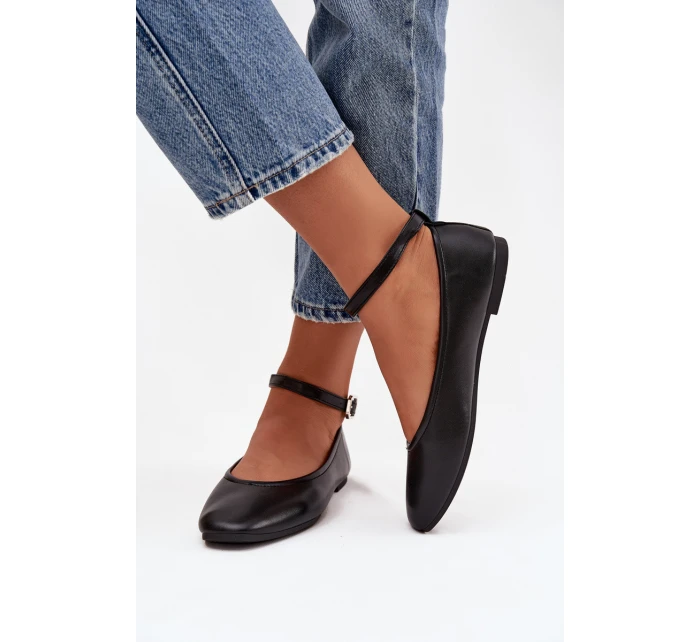 Dámské baleríny s páskem a přezkou Černé Janelor