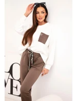 Dámský komplet máslový s kontrastní kapsou fango Dámský komplet máslový s kontrastní kapsou fango