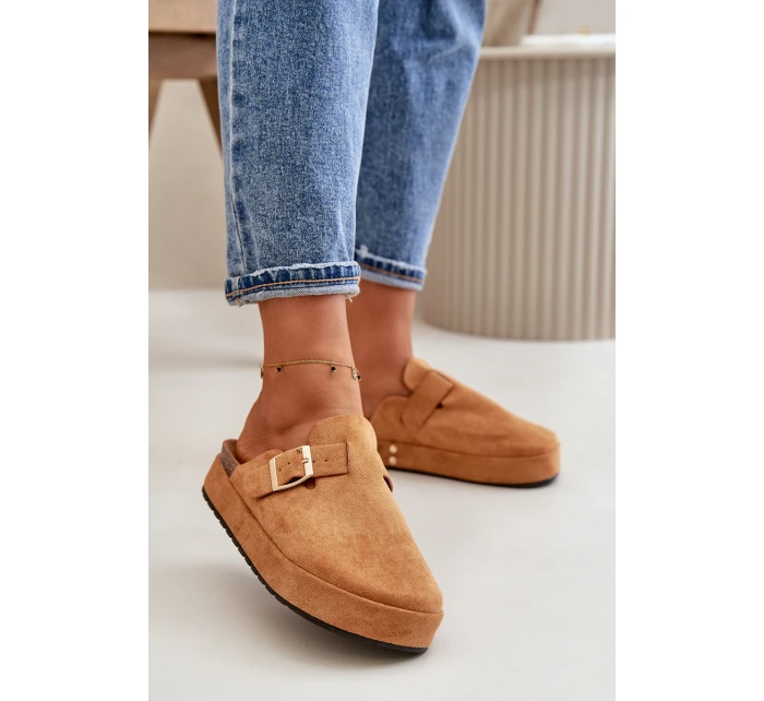 Damskie Klapki Chodaki Na Platformie Ze Złotą Klamrą Camel Terilaina Damskie Klapki Chodaki Na Platformie Ze Złotą Klamrą Camel Terilaina