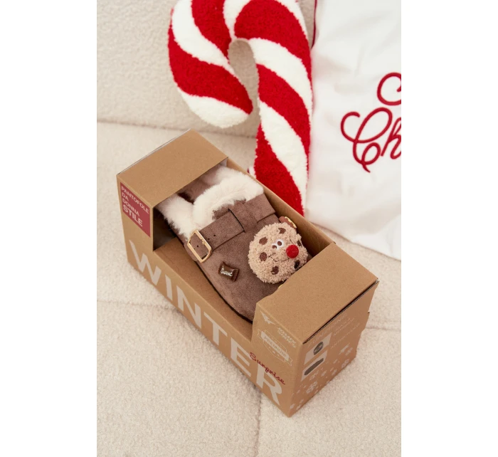 Dámské pantofle s ozdobami a přezkou vyhřívané kožešinou hnědé Thalora Dámské pantofle s ozdobami a přezkou vyhřívané kožešinou hnědé Thalora