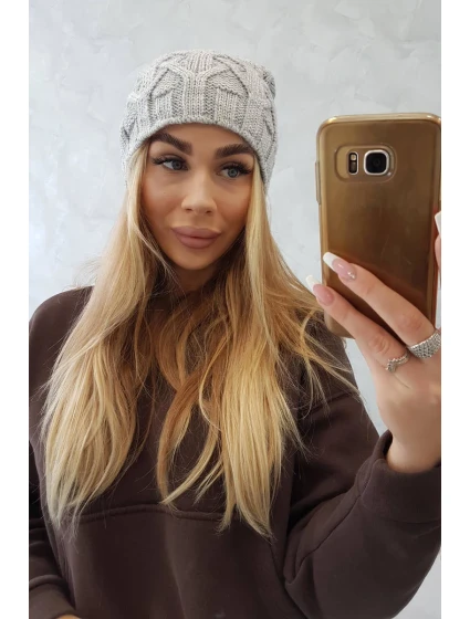 Fleecová čepice Sonia model 18749883 světle šedá - K-Fashion Fleecová čepice Sonia model 18749883 světle šedá - K-Fashion