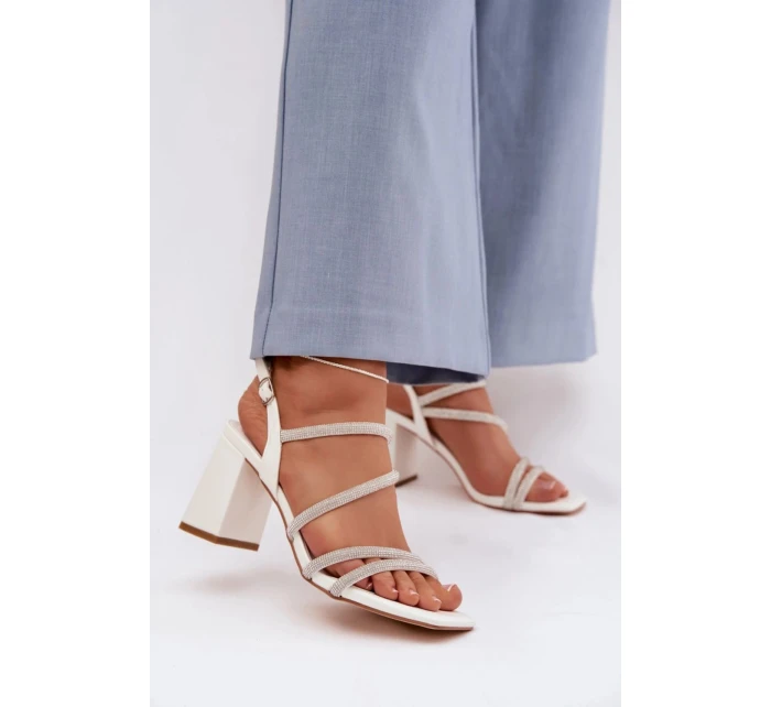 Sandály na podpatku  model 225210 Step in style
