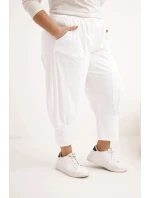 Dámske plus veľkosť nohavice s nízkym sedom a elastickým pásom biela