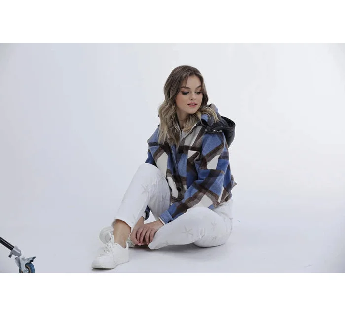 Světle modrá krátká košilová bunda model 18359839 - Ann Gissy