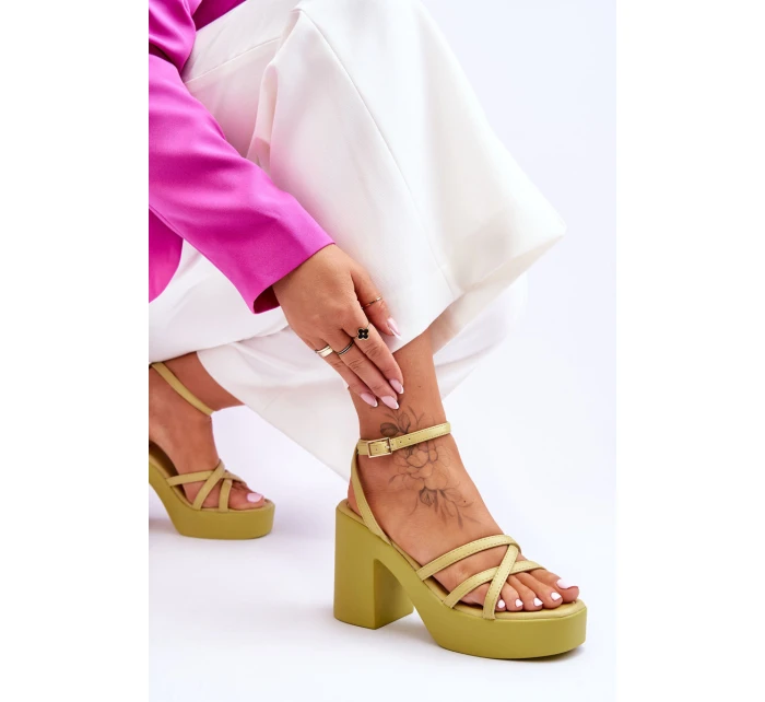 Módní sandály na vysokém podpatku s pásky model 21620468 - Boto