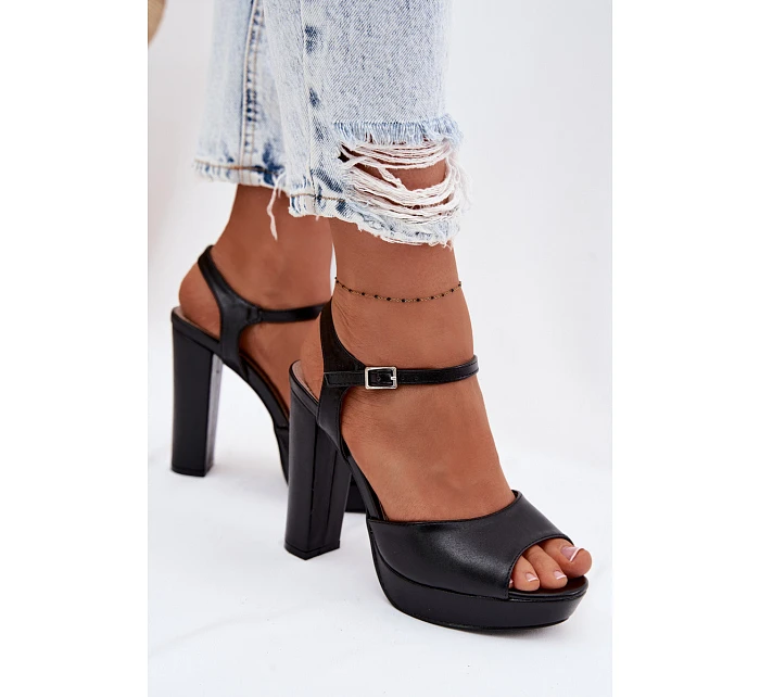 Dámské sandály na vysokém podpatku Černé model 22103026 - Boto Dámské sandály na vysokém podpatku Černé model 22103026 - Boto