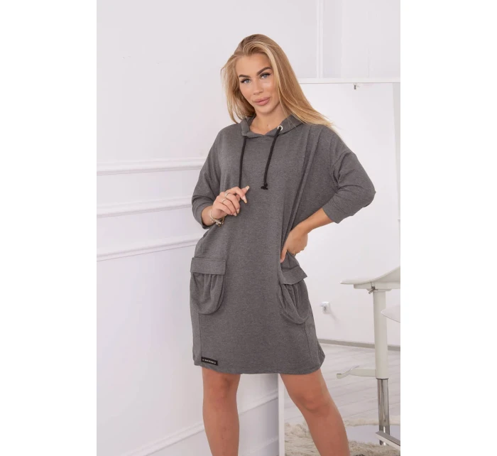 Šaty s kapucí v grafitové barvě