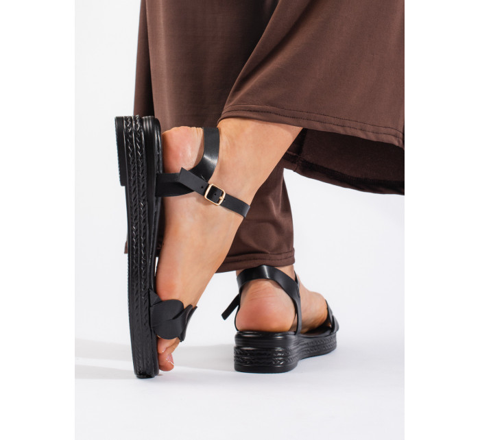 Jedinečné dámske sandále čierne s plochým podpätkom