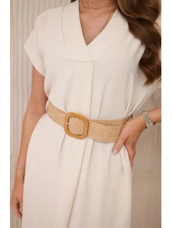 Šaty s ozdobným opaskom béžovej farby